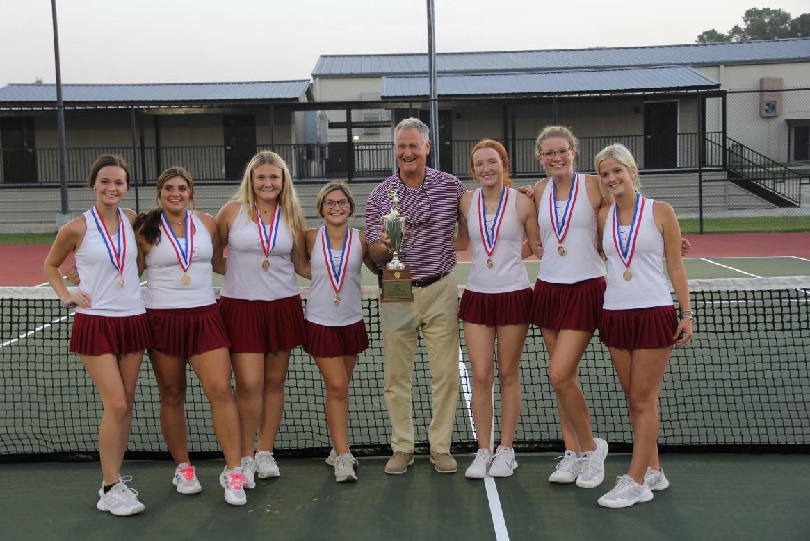 The Varsity Tennis Team Wins Against Low Country Prep To Win State ...